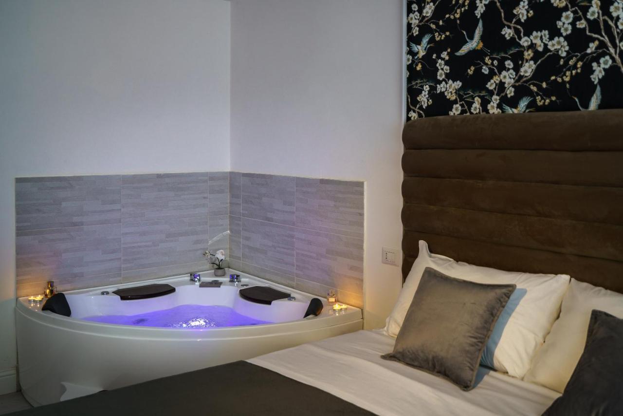 Double Room Spa Bath