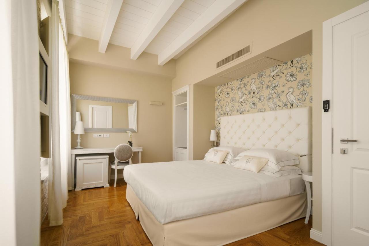 Superior Double Room,1123982037:JPEG