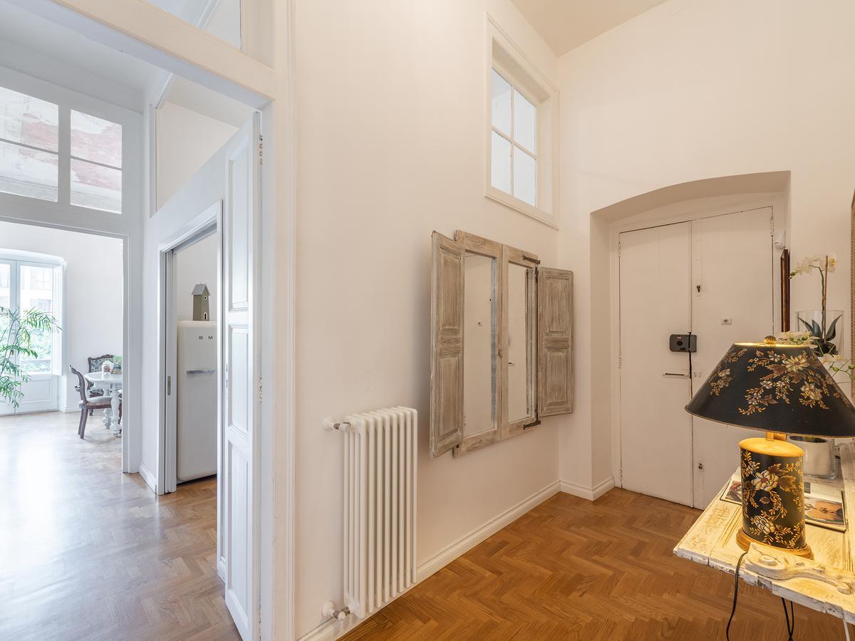 Three-Bedroom House,663659937:JPEG