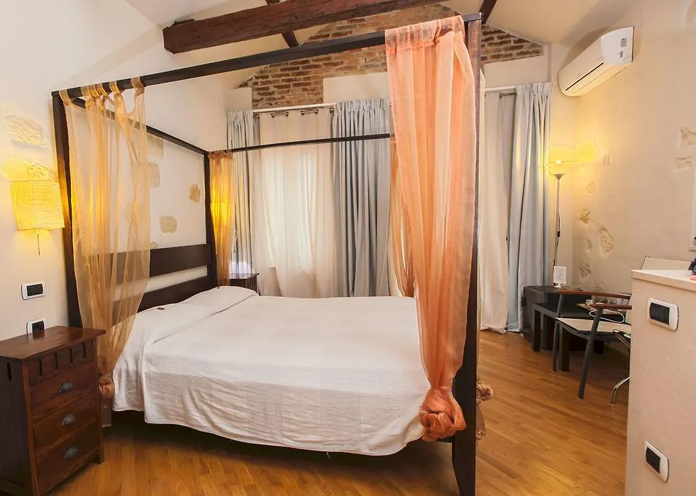 Maison Savoia B&B Apartment-1