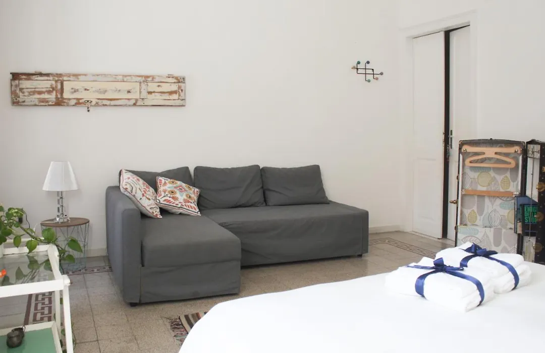 Sa Prazza GuestHouse-1
