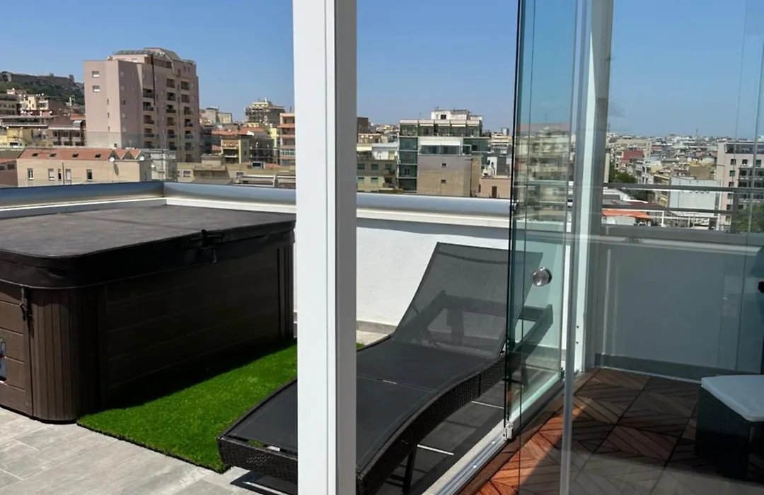 18 Dante Luxury Suites-1