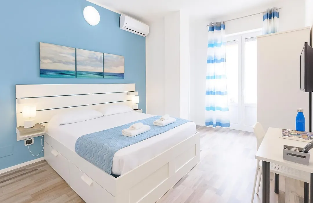Iris Rooms-1
