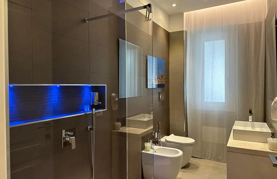 Ceo Luxury Suite Di Cagliari-1