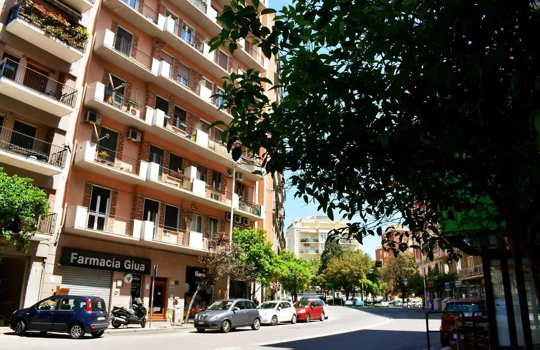 Thanit Rooms-1