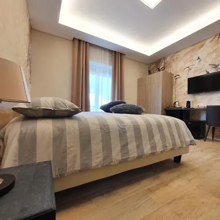 Interno 6 via Cugia 5-3