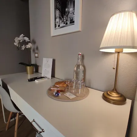 Manno Rooms B&B-2