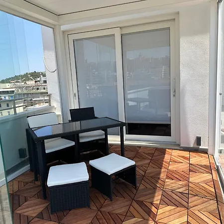 18 Dante Luxury Suites-3