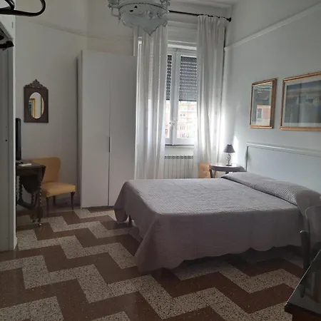 Dante Alighieri Guest House-3
